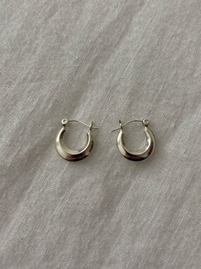 Lisbeth Petite Hailey Silver Hoops